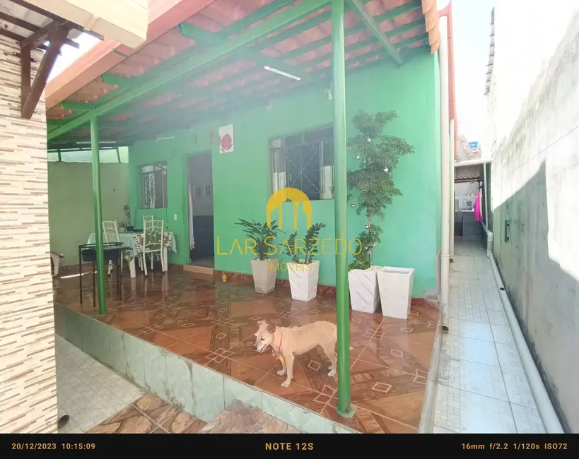 Foto 3 de Casa com 2 quartos à venda, 360m2 em Mario Campos - MG