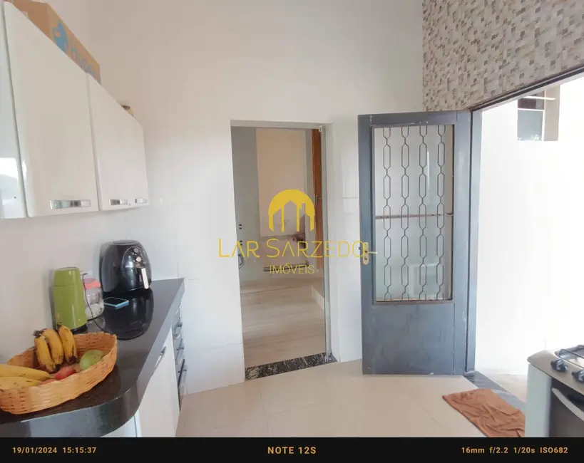 Foto 4 de Casa com 2 quartos à venda, 250m2 em Sarzedo - MG