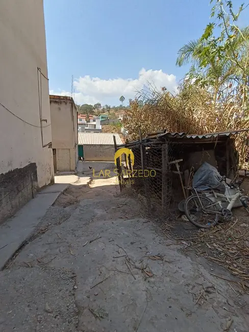 Foto 3 de Terreno / Lote à venda, 180m2 em Sarzedo - MG