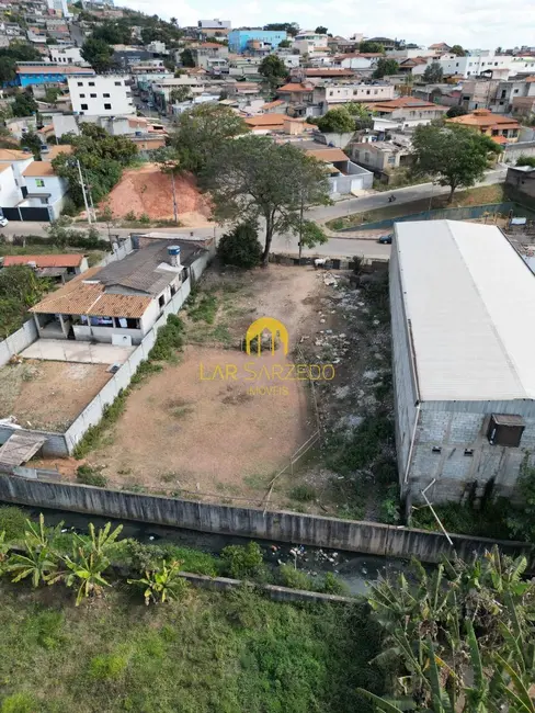 Foto 6 de Terreno / Lote à venda, 450m2 em Sarzedo - MG