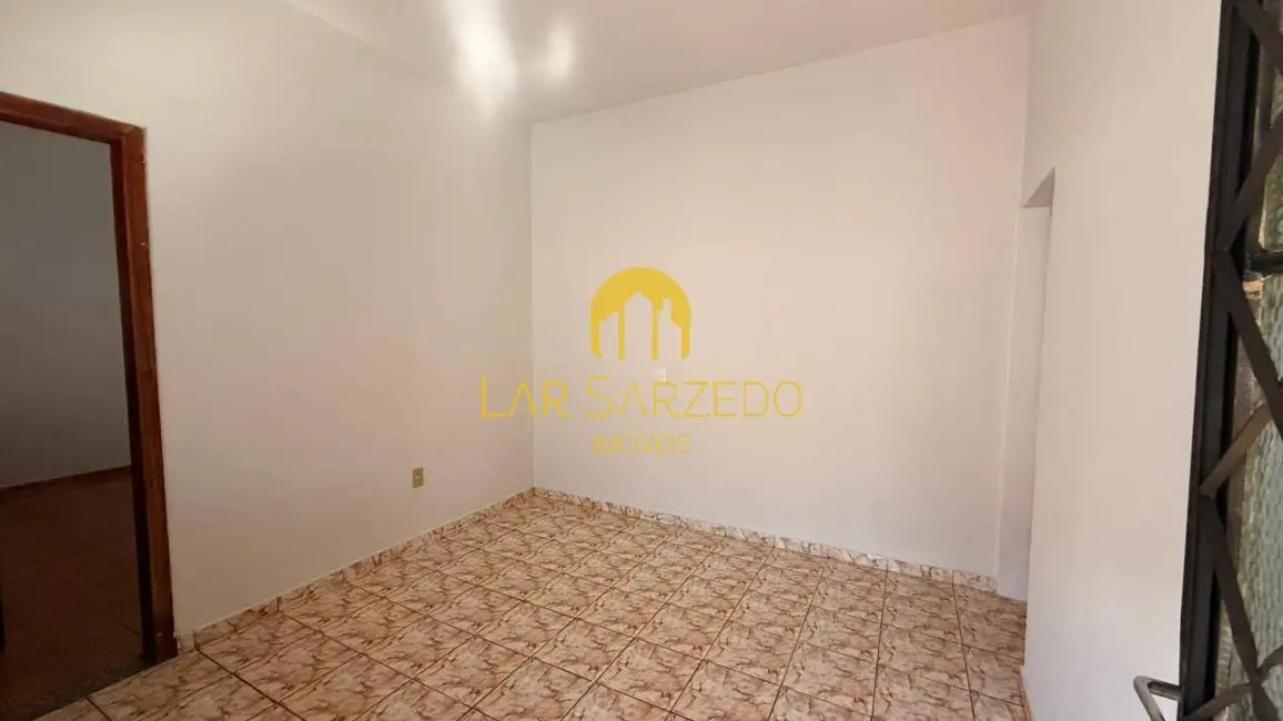 Foto 3 de Casa com 1 quarto para alugar em Centro, Sarzedo - MG
