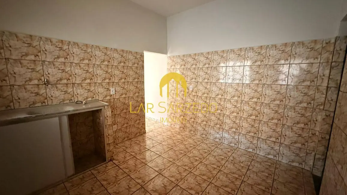 Foto 6 de Casa com 1 quarto para alugar em Centro, Sarzedo - MG