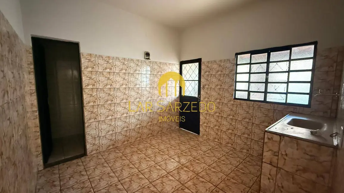 Foto 5 de Casa com 1 quarto para alugar em Centro, Sarzedo - MG