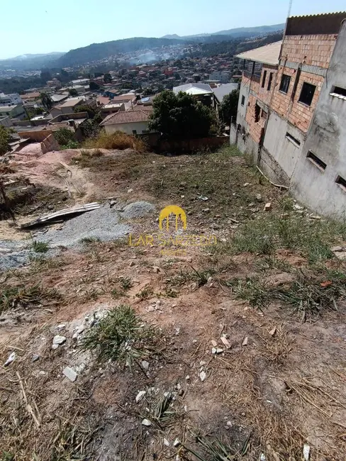 Foto 5 de Terreno / Lote à venda, 300m2 em Sarzedo - MG