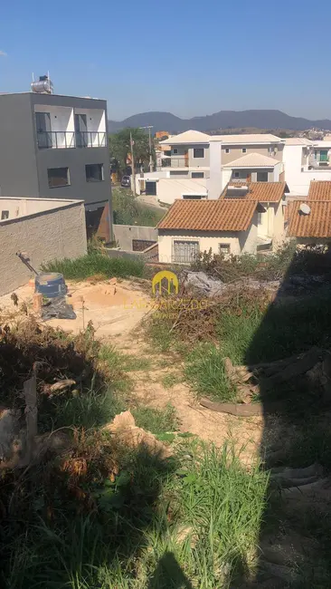 Foto 4 de Terreno / Lote à venda, 375m2 em Sarzedo - MG