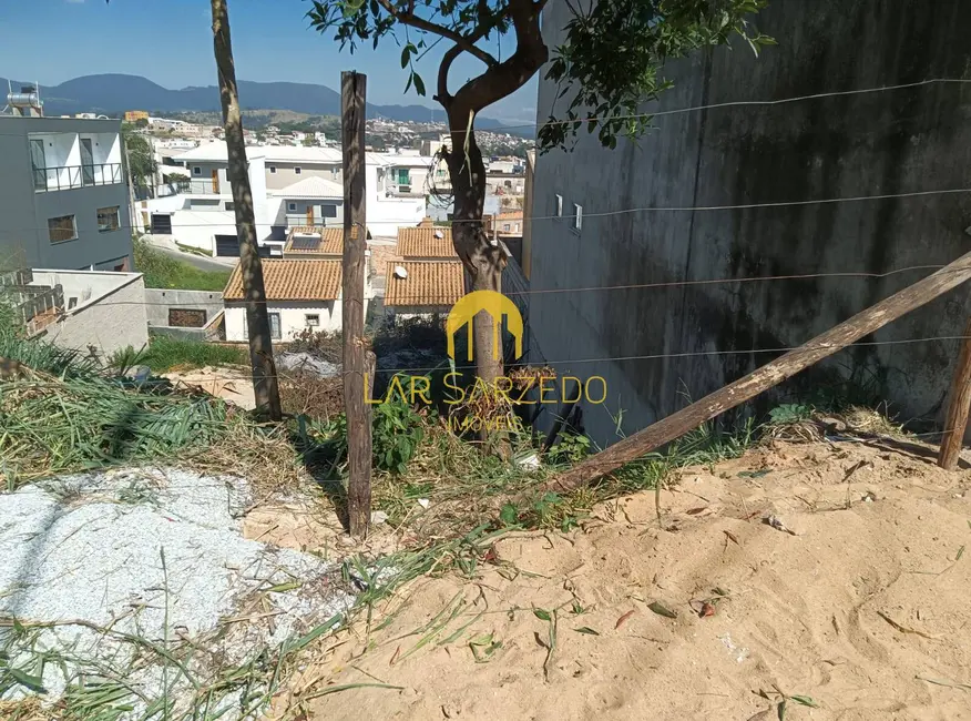 Foto 2 de Terreno / Lote à venda, 375m2 em Sarzedo - MG