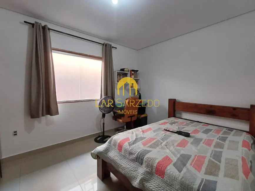 Foto 4 de Casa com 2 quartos à venda, 250m2 em Sarzedo - MG