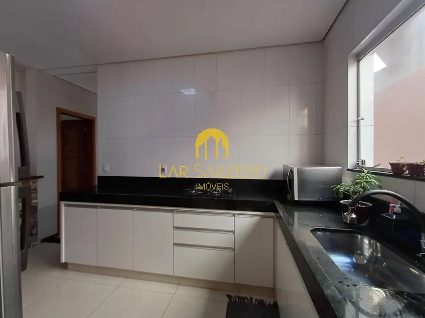 Foto 9 de Casa com 2 quartos à venda, 250m2 em Sarzedo - MG