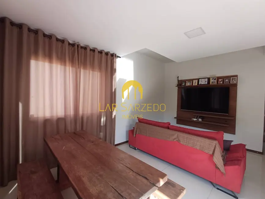 Foto 2 de Casa com 2 quartos à venda, 250m2 em Sarzedo - MG