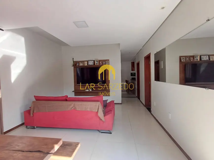 Foto 1 de Casa com 2 quartos à venda, 250m2 em Sarzedo - MG