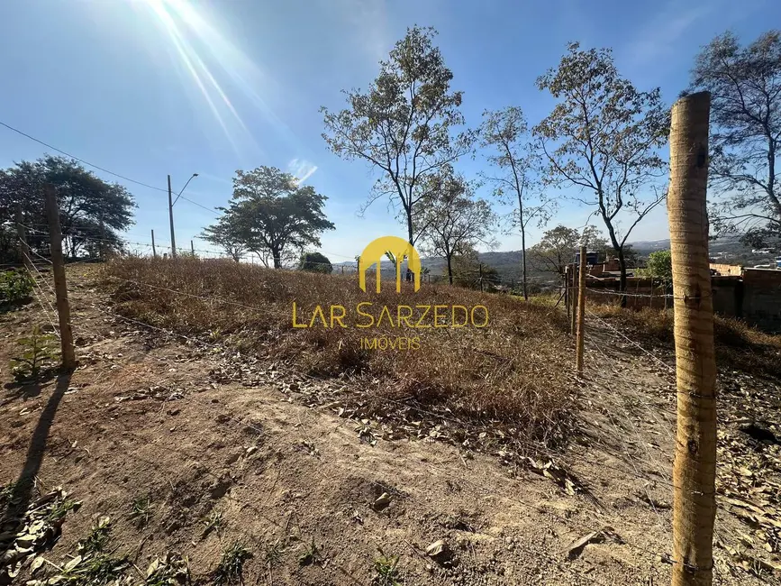 Foto 4 de Terreno / Lote à venda, 251m2 em Sarzedo - MG