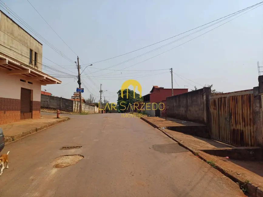 Foto 3 de Casa com 2 quartos à venda, 360m2 em Sarzedo - MG