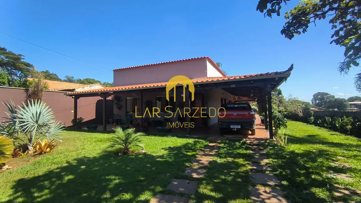 Casa com 4 quartos à venda, 1300m2 em Mario Campos - MG - imagem 1 Foto 1 de Casa com 4 quartos à venda, 1300m2 em Mario Campos - MG