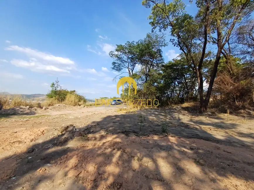 Foto 4 de Terreno / Lote à venda, 294m2 em Sarzedo - MG