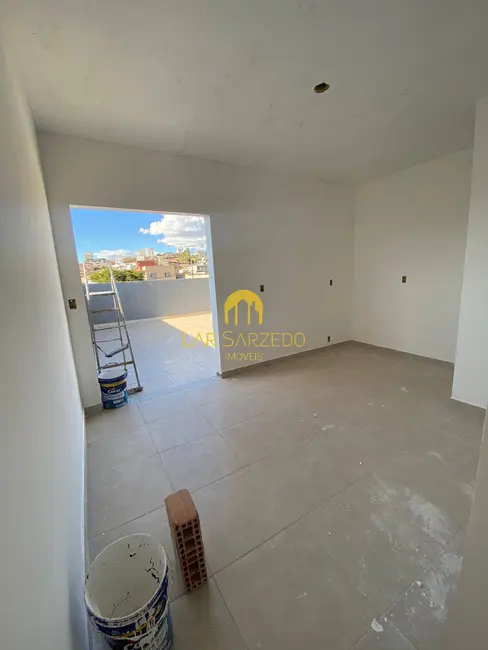 Foto 3 de Cobertura com 3 quartos à venda, 158m2 em Sarzedo - MG