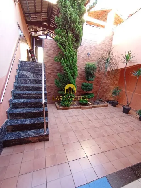 Foto 4 de Casa com 3 quartos à venda, 160m2 em Jardim das Flores, Ibirite - MG