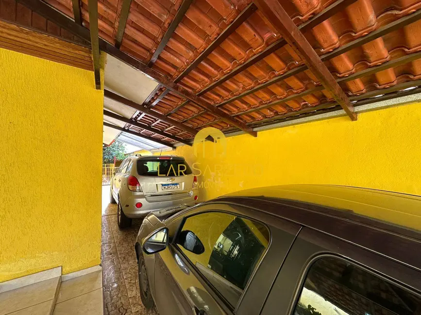 Foto 5 de Casa com 3 quartos à venda, 280m2 em Sarzedo - MG