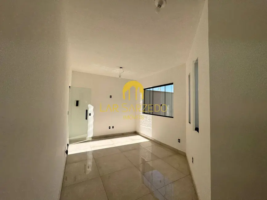 Foto 3 de Casa com 2 quartos à venda em Sarzedo - MG