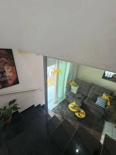 Foto 6 de Casa de Condomínio com 3 quartos à venda em Sarzedo - MG