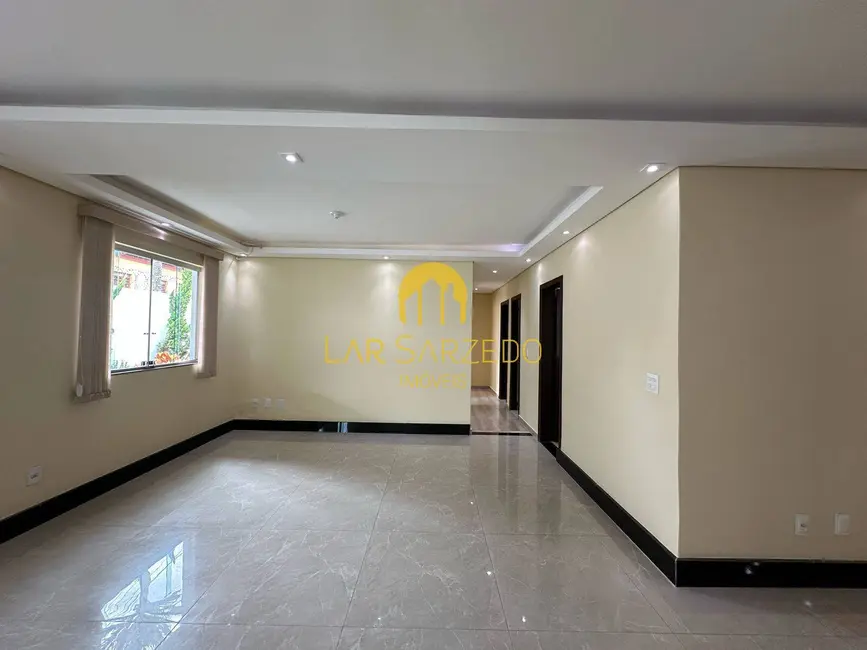 Foto 6 de Casa com 4 quartos à venda em Centro, Ibirite - MG