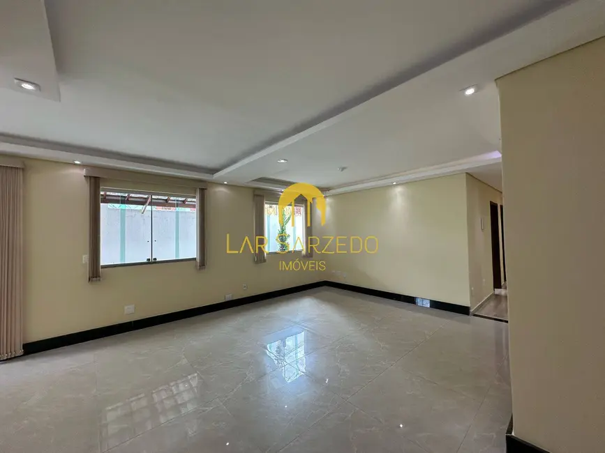 Foto 7 de Casa com 4 quartos à venda em Centro, Ibirite - MG