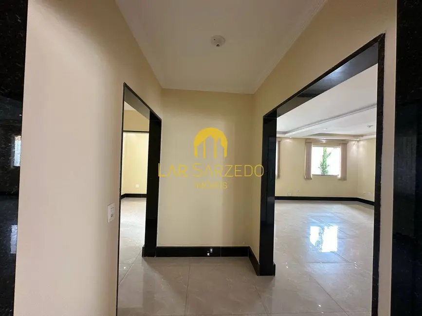 Foto 3 de Casa com 4 quartos à venda em Centro, Ibirite - MG