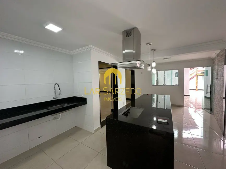 Foto 9 de Casa com 4 quartos à venda em Centro, Ibirite - MG