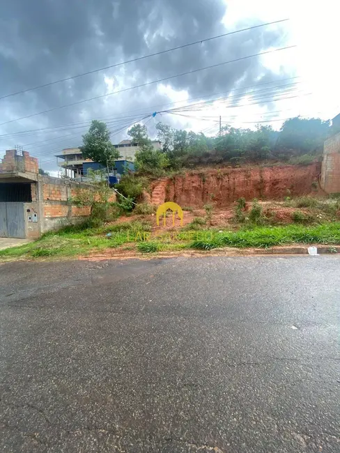 Foto 2 de Chácara à venda, 300m2 em Sarzedo - MG