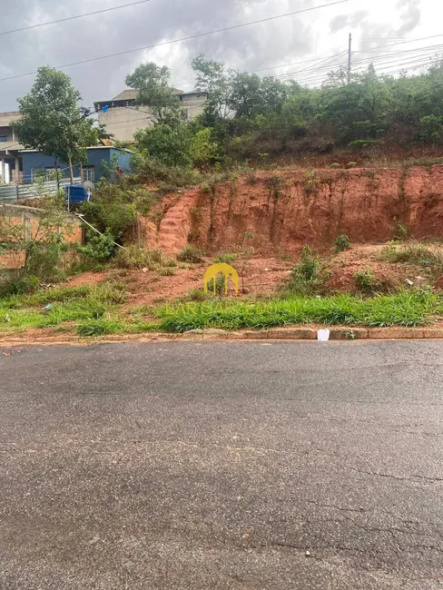 Foto 4 de Chácara à venda, 300m2 em Sarzedo - MG