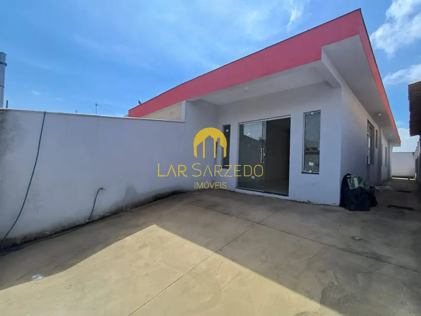 Foto 1 de Casa com 3 quartos à venda, 125m2 em Sarzedo - MG
