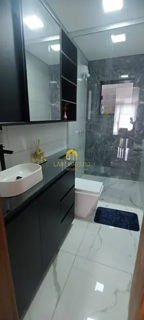 Foto 9 de Casa de Condomínio com 3 quartos à venda em Sarzedo - MG