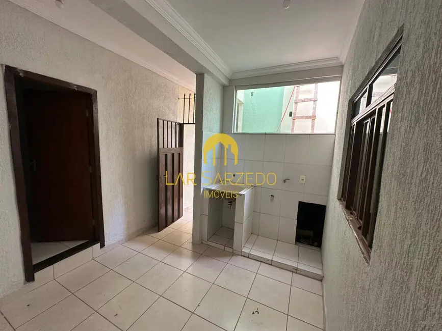 Casa com 2 quartos para alugar em Sarzedo - MG - imagem 7 Foto 7 de Casa com 2 quartos para alugar em Sarzedo - MG