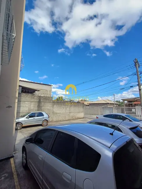 Foto 2 de Apartamento com 2 quartos à venda, 48m2 em Sarzedo - MG