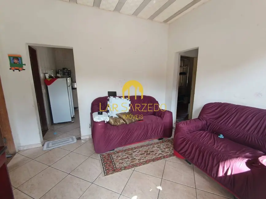 Foto 1 de Casa com 4 quartos à venda, 360m2 em Sarzedo - MG