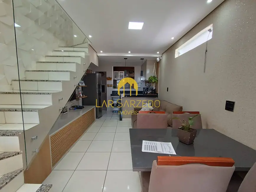 Foto 1 de Casa de Condomínio com 2 quartos à venda, 77m2 em Camargos, Ibirite - MG