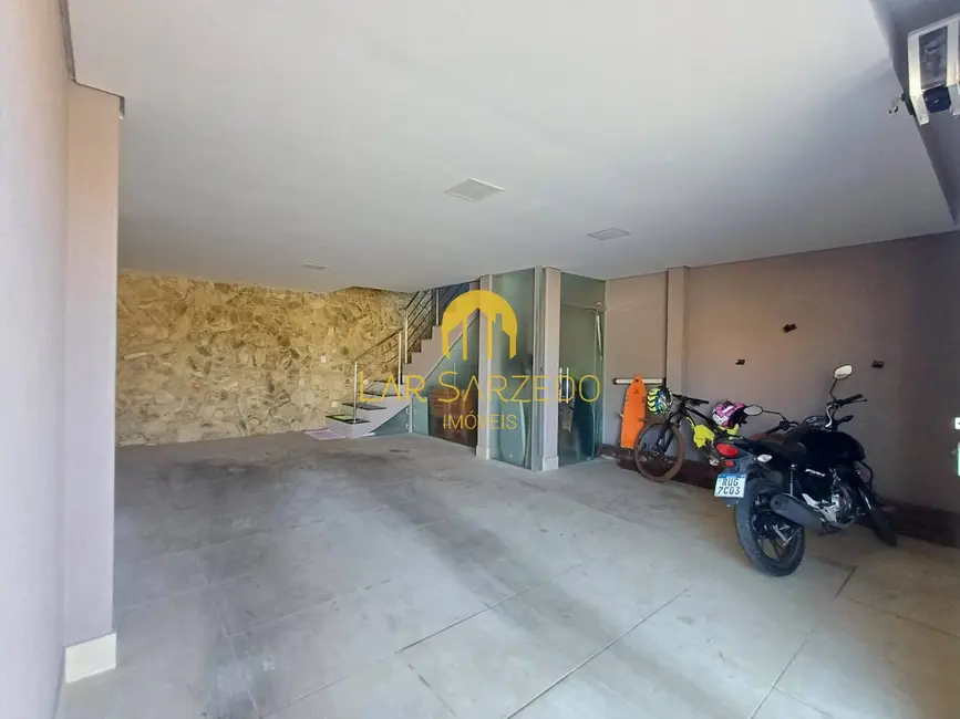 Foto 2 de Casa de Condomínio com 3 quartos à venda, 180m2 em Sarzedo - MG