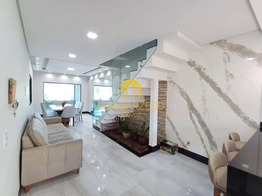 Foto 7 de Casa de Condomínio com 3 quartos à venda, 180m2 em Sarzedo - MG