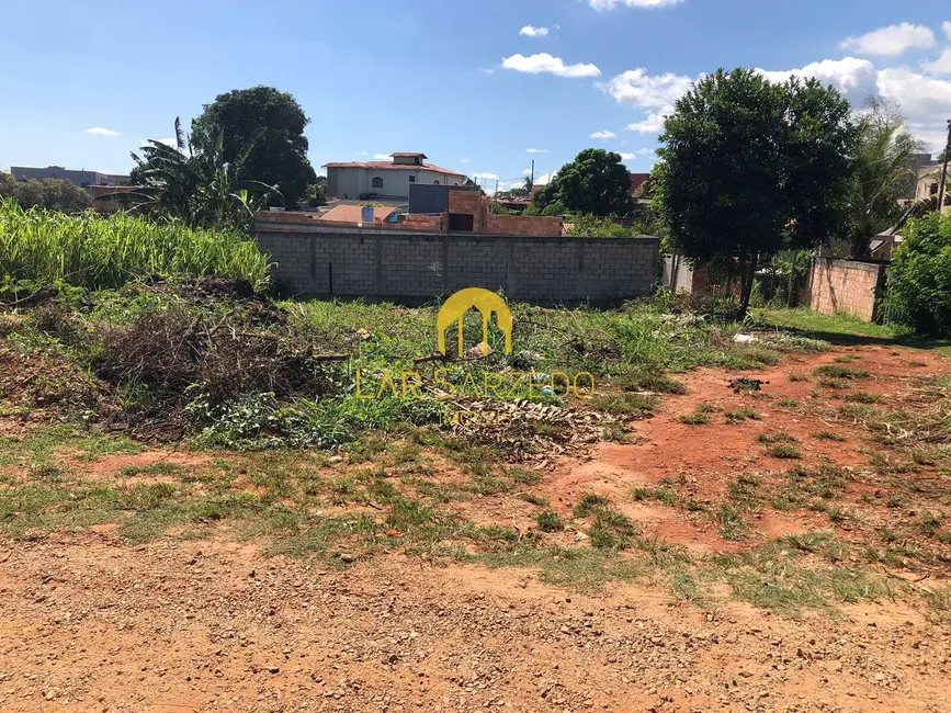 Foto 1 de Terreno / Lote à venda, 348m2 em Mario Campos - MG