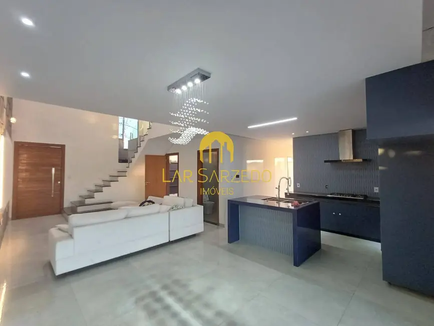 Foto 9 de Casa com 3 quartos à venda, 370m2 em Mario Campos - MG