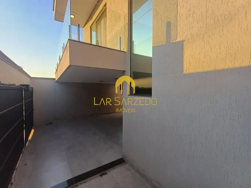 Foto 3 de Casa com 3 quartos à venda, 370m2 em Mario Campos - MG