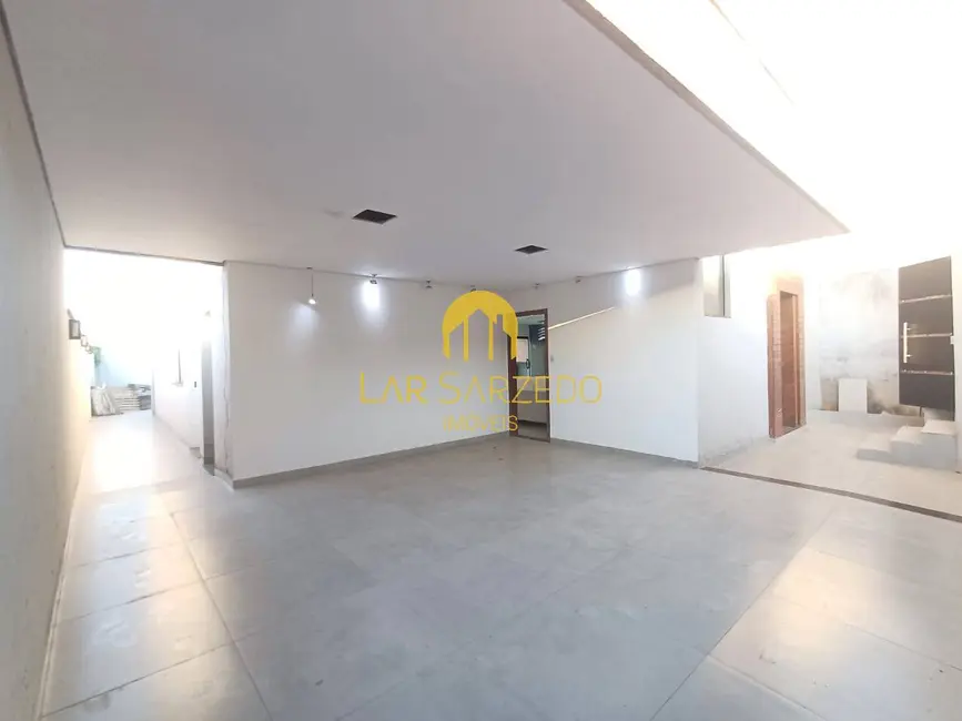 Foto 5 de Casa com 3 quartos à venda, 370m2 em Mario Campos - MG