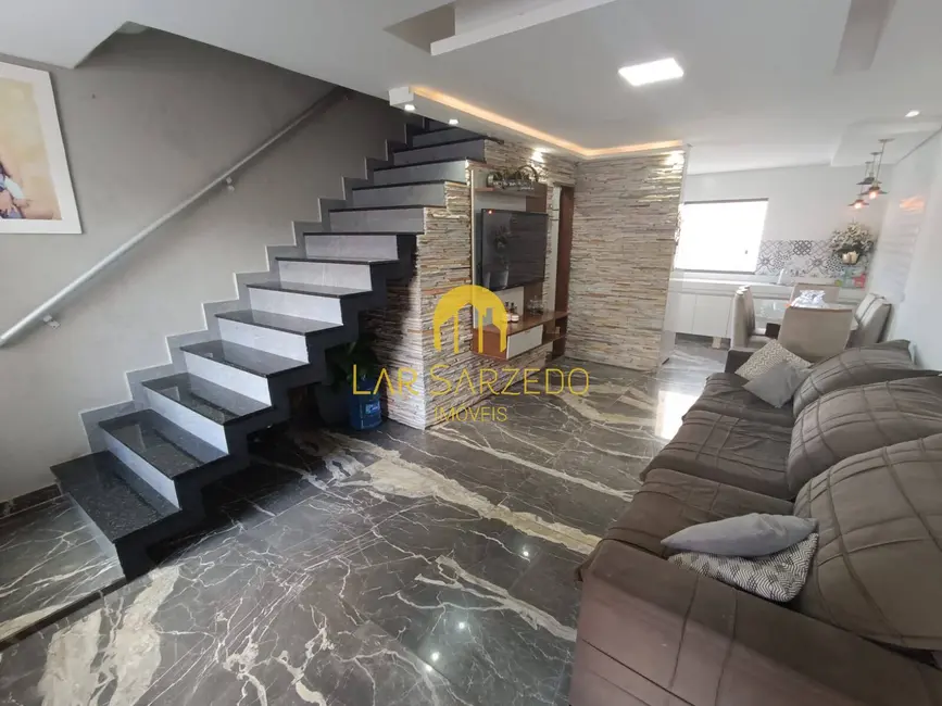 Foto 2 de Casa de Condomínio com 3 quartos à venda, 170m2 em Serra Dourada (Parque Durval de Barros), Ibirite - MG