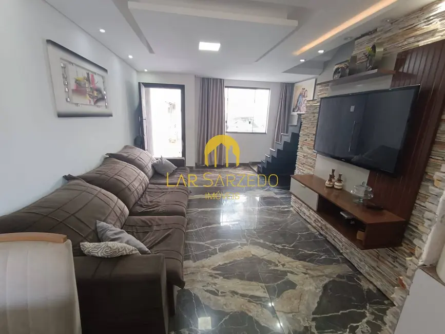 Foto 4 de Casa de Condomínio com 3 quartos à venda, 170m2 em Serra Dourada (Parque Durval de Barros), Ibirite - MG