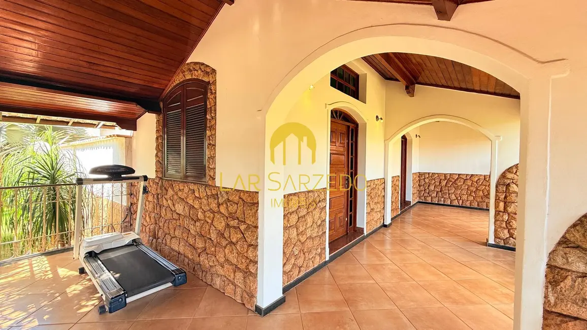 Foto 2 de Casa com 4 quartos para alugar em Central Park, Ibirite - MG