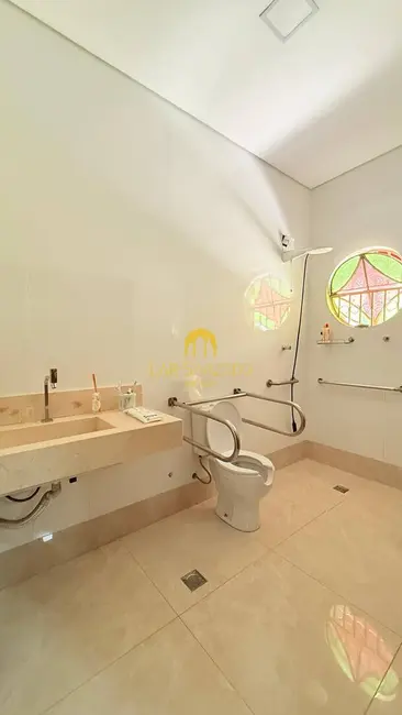 Foto 7 de Casa com 4 quartos para alugar em Central Park, Ibirite - MG