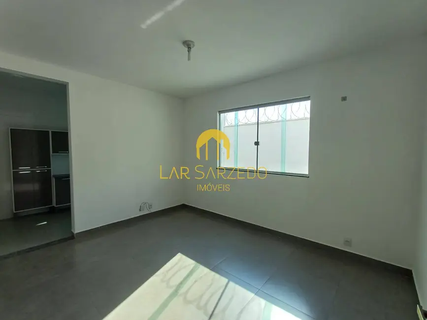 Foto 1 de Cobertura com 2 quartos à venda e para alugar, 117m2 em Sarzedo - MG