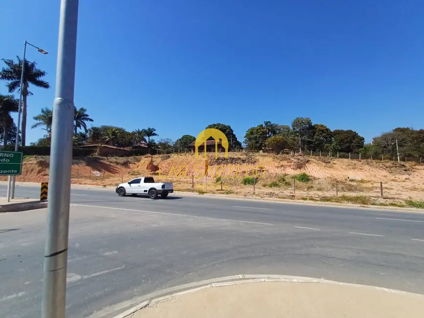 Foto 2 de Terreno / Lote à venda, 2600m2 em Sarzedo - MG