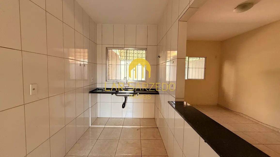 Casa com 3 quartos para alugar, 120m2 em Sarzedo - MG - imagem 4 Foto 4 de Casa com 3 quartos para alugar, 120m2 em Sarzedo - MG