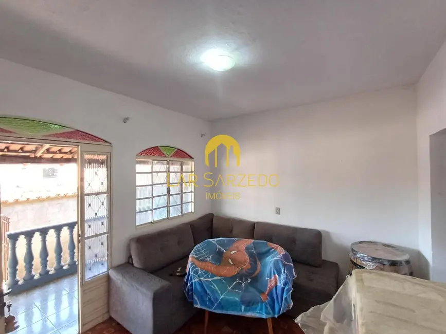 Casa com 2 quartos à venda, 420m2 em Sarzedo - MG - imagem 3 Foto 3 de Casa com 2 quartos à venda, 420m2 em Sarzedo - MG