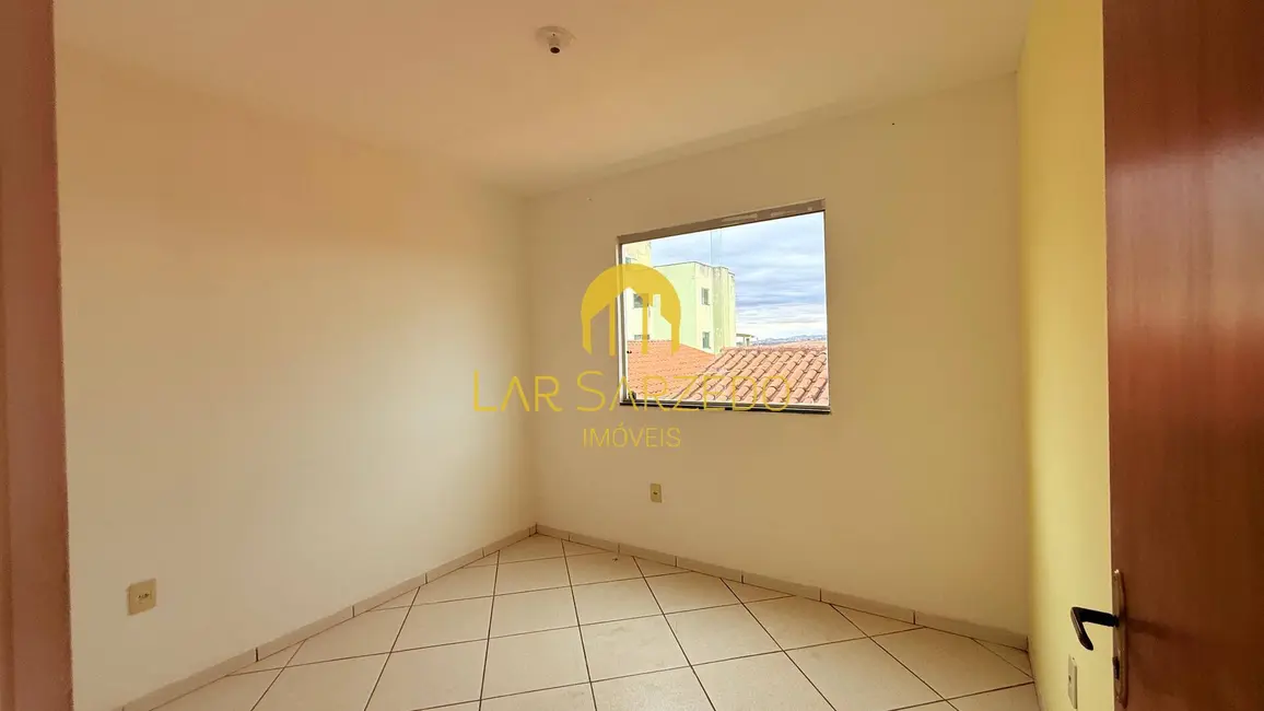 Apartamento com 3 quartos para alugar em Sarzedo - MG - imagem 6 Foto 6 de Apartamento com 3 quartos para alugar em Sarzedo - MG